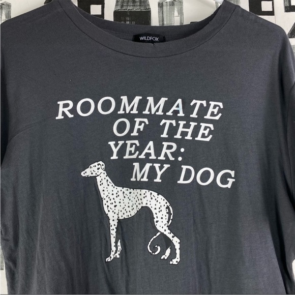 Wildfox / NWT / Dog Roommate Graphic Tee - Picture 2 of 4